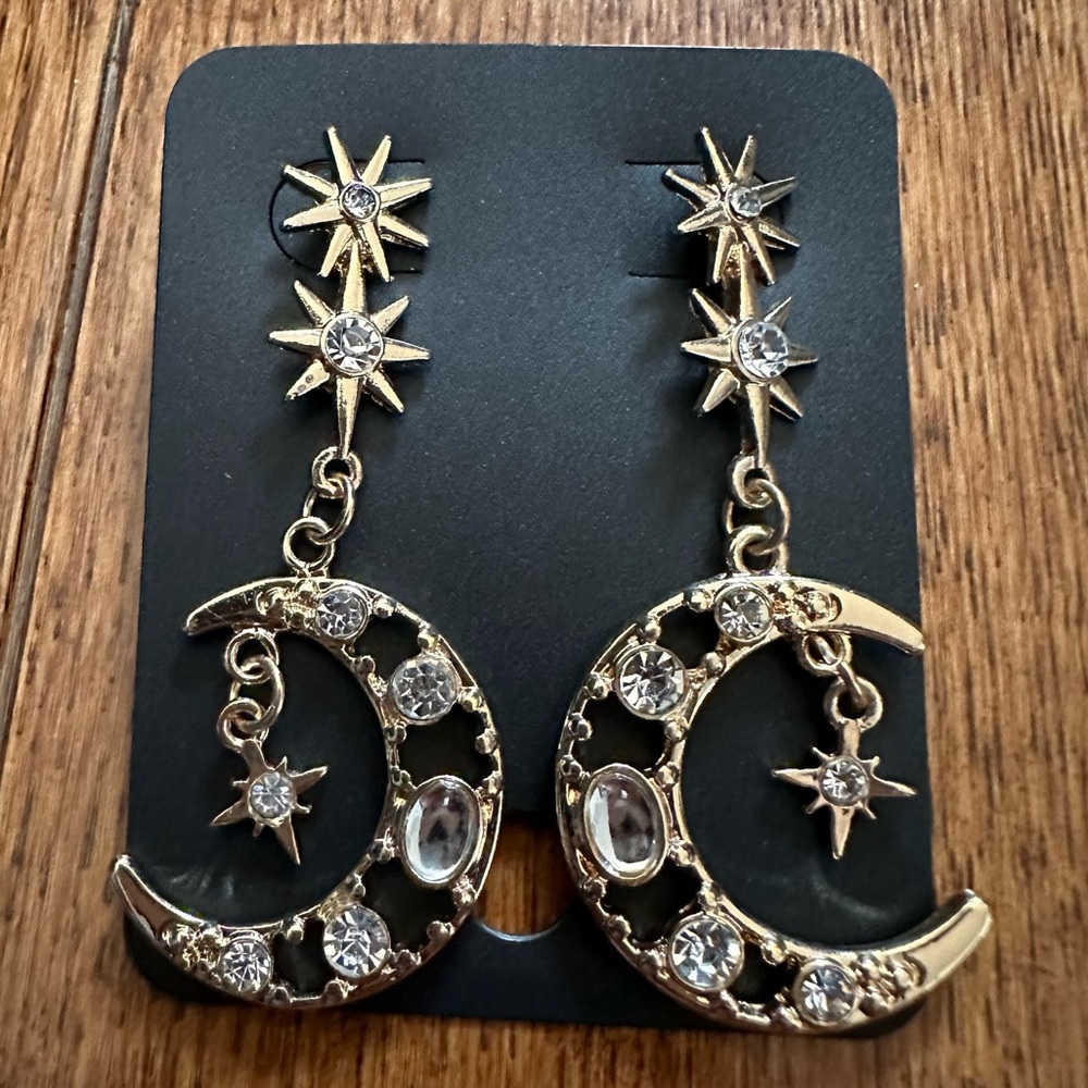 Star & moon earrings